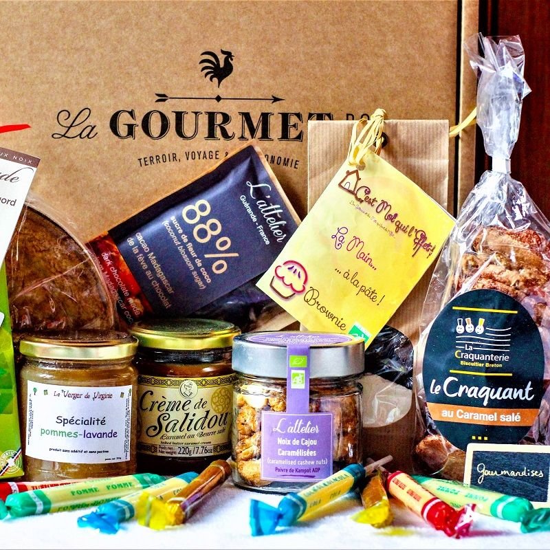 Box gourmande sucree du terroir avec confitures biscuits et miels artisanaux